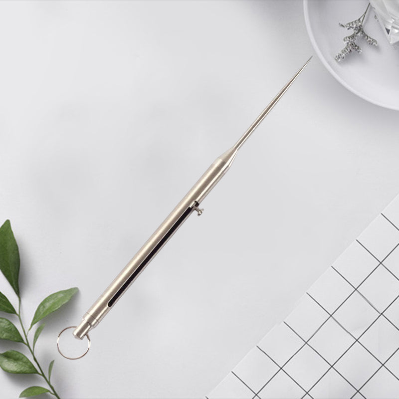 Einziehbarer Zahnstocher aus Titan