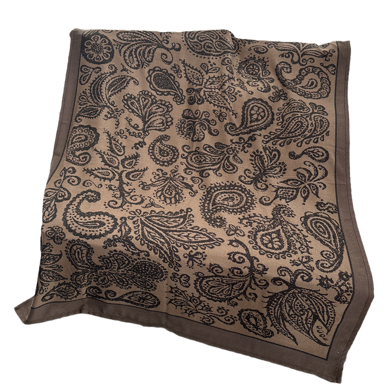 Luxuriöse gewebte Decke