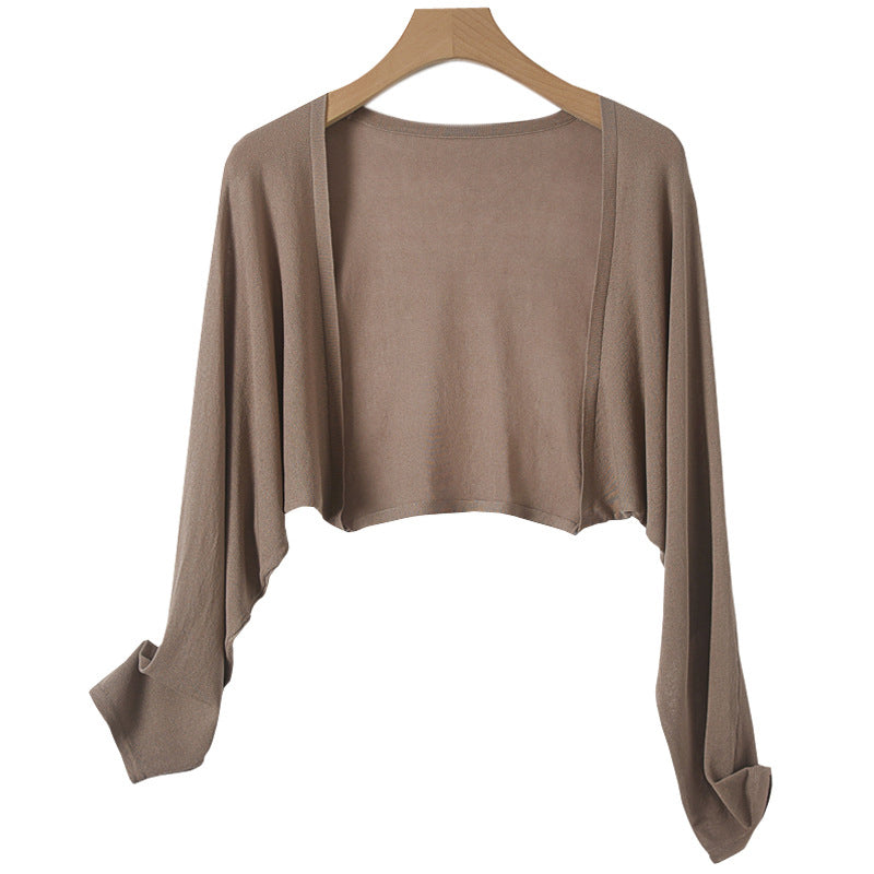 Sommer Strickjacke aus Leinen ohne Knöpfe