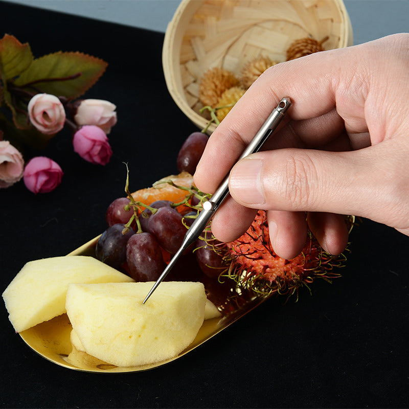 Einziehbarer Zahnstocher aus Titan