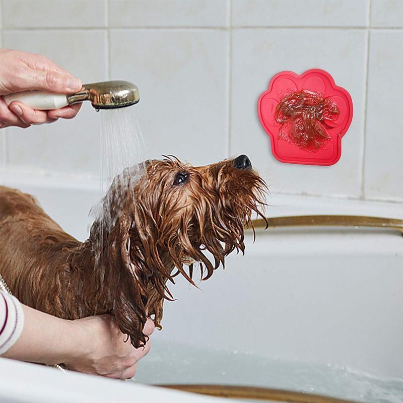 Das Hundebadespielzeug - macht die Badezeit einfach