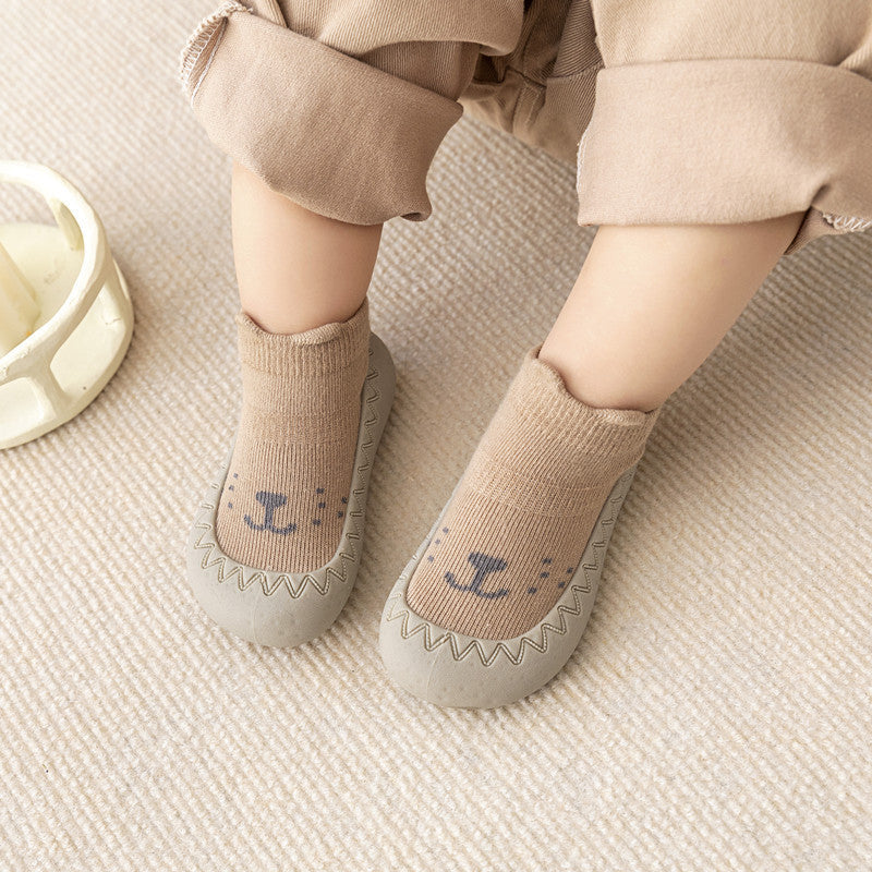 Rutschfeste Schuhe für Kinder