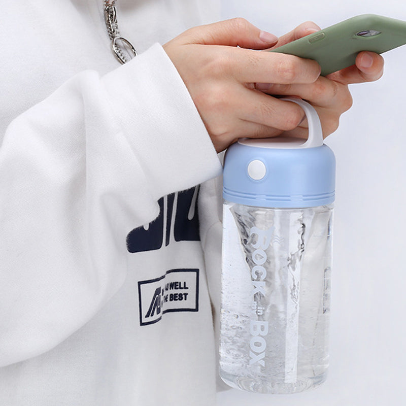 Vollautomatisch aufladender tragbarer elektrischer Mischbecher