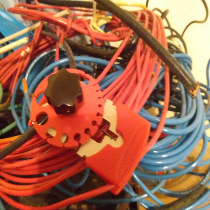 Handgeführte Schnell abisolierzange