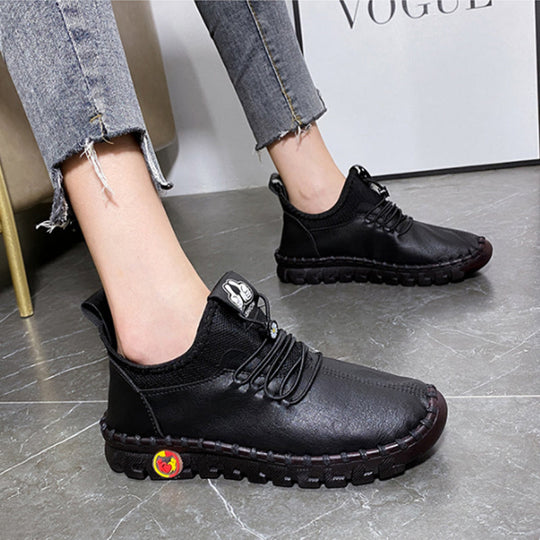 Damen flache Freizeitschuhe mit runder Zehenpartie und Schnürung