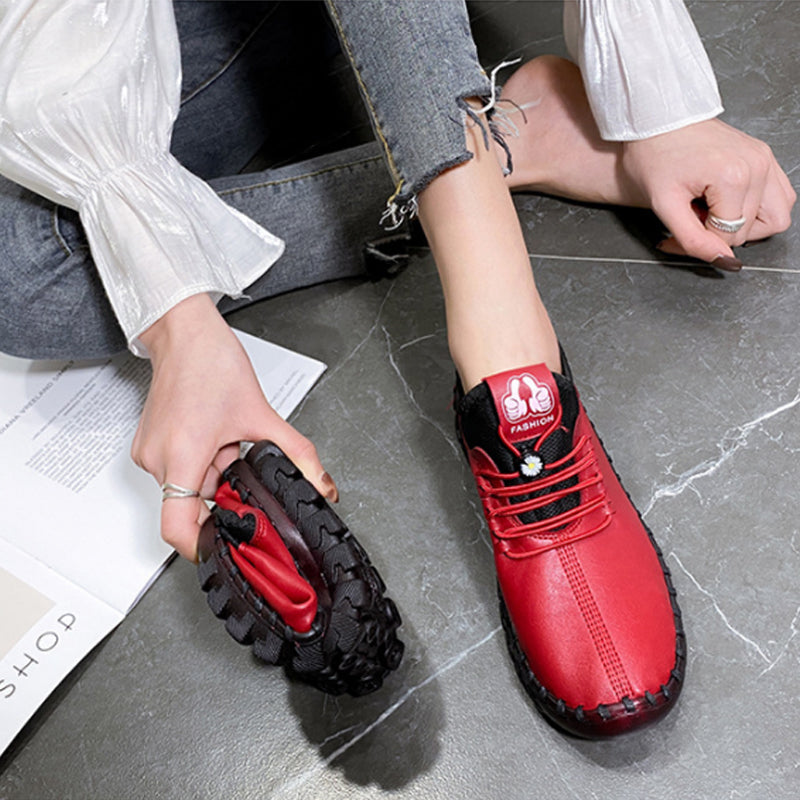 Damen flache Freizeitschuhe mit runder Zehenpartie und Schnürung