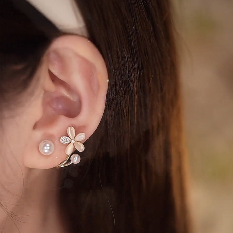 Elegante Blumen-Ohrstecker