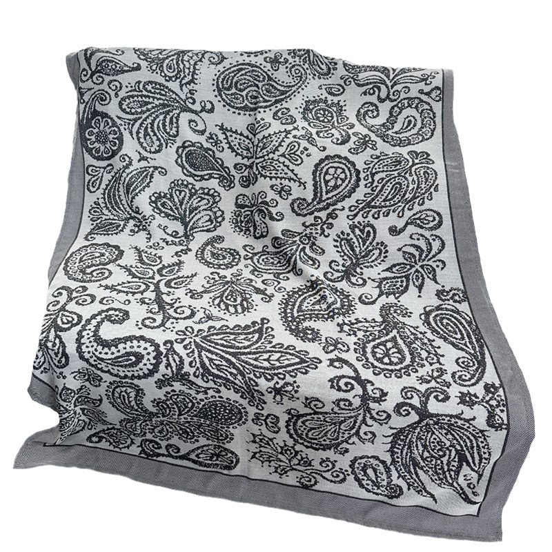 Luxuriöse gewebte Decke